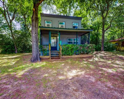 Avg / night: $161. Lake Home Retreat - Boat Launch | Located in Onalaska, TX | 4.67 Stars | 2 Bed, 1 Bath | No Pets. No pets. Max 6 guests. Nestled amongst the trees and boasting a peaceful space to enjoy lake activities, this adorable home is near Lake Livingston and many other outdoor recreation areas. You can spend your days fishing off of the pier or on your boat which will have boat launch...