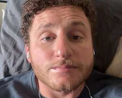 Budget: $1,100 per month. Ready to move: December 5. Looking for myself. Looking to move to Charlotte area from Salt Lake City. I am active, friendly, and a very accepting/understanding person. Please reach out if interested! I would ideally like my own room and bathroom. I would be willing to just occupy a room, or go in on an apartment/townhome together.