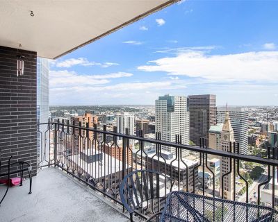 1 Bedroom 1BA 798 ft Furnished Condo For Rent in Denver, CO