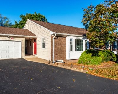 1 Bedroom 1BA Townhouse For Sale in Florham Park Boro, NJ