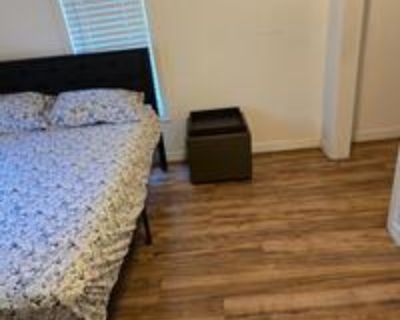 Only 3 Rooms Located Close to UCF/Waterford Lakes Local, Independent Host