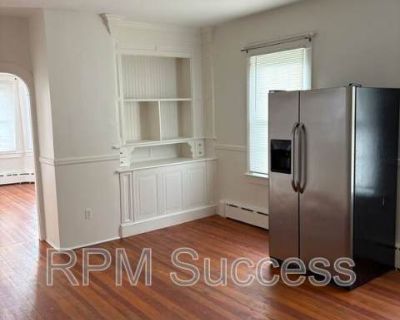 19 Stephen Street. Tons of historical sites and a pretty harbor make life in New Bedford interesting and fun. Hardwood floors Parking Stainless steel Unit Amenities hardwood floors stainless steel Property Amenities parking. 3 Bedroom. 1 Bathroom. 0 ft