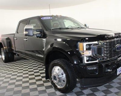 2022 Ford F-450 Super Duty 4X4 Limited 4DR Crew Cab 8 FT. LB DRW Pickup