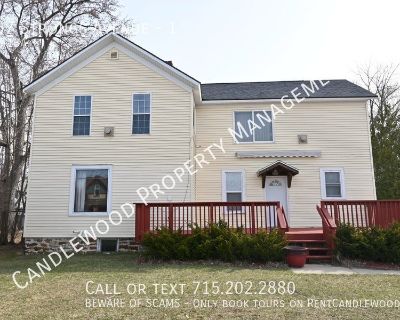 2 Bedroom 1BA 991 ft Pet-Friendly Apartment For Rent in Stevens Point, WI