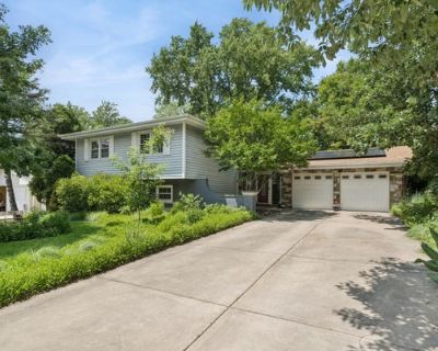 5 Bedroom 3BA 2742 ft Single Family Home For Sale in HOFFMAN ESTATES, IL