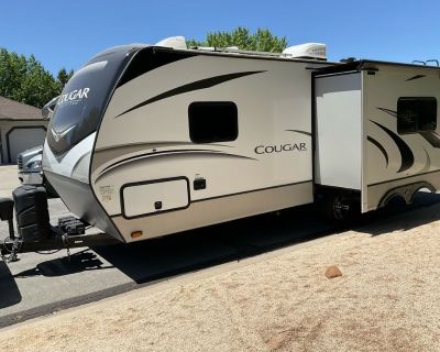 2021 Keystone Cougar Half-Ton 24SABWE