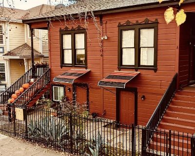 Total rooms: 2. Deposit: $500.00 * Utilities included?: Some * Fees apply?: No. References are not required. No preference. Smoking is allowed. Not for couples. Age preference: 25 - 40. Furnishings: Unfurnished * Parking: No * Garage: No * Yard/patio: Yes * Balcony/roof terrace: No * Disabled access: No * Living room: shared * Broadband included: No. Availability Available 05 Dec 2025 Minimum t...