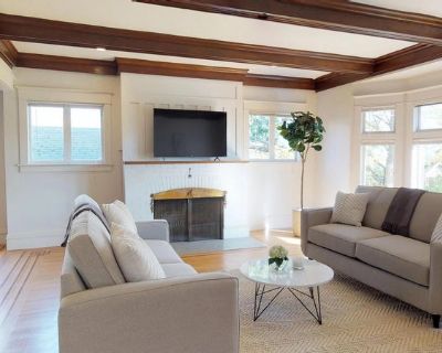 Unfurnished Room for Rent - Lovely Wallingford Home Near Woodland Park