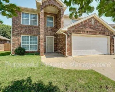 4 Bedroom 3BA 2372 ft Pet-Friendly Apartment For Rent in Mustang, OK