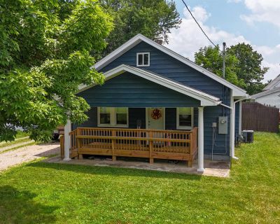 3 Bedroom 2BA 1661 ft Single Family House For Sale in Oakland City, IN
