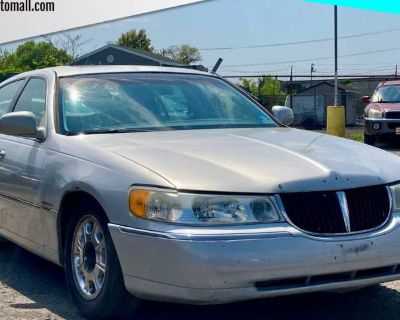 Used 2000 Lincoln Town Car Cartier Automatic Transmission