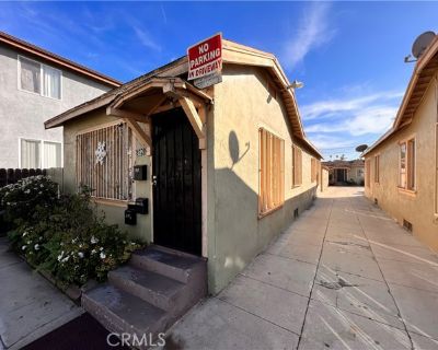 1 Bedroom 2108 ft Studio For Sale in Los Angeles, CA
