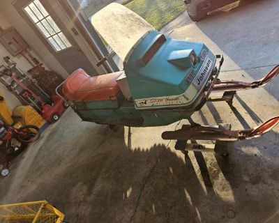 1968 Johnson skee horse