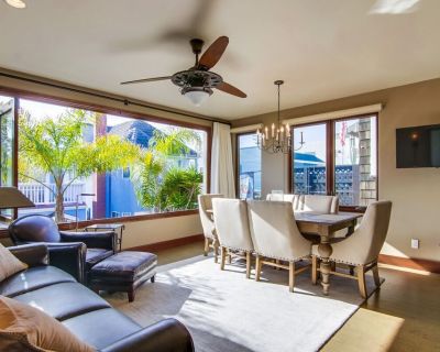Custom Built Luxury Home w/ Ocean Views by 710 Vacation Rentals | YORK732 - Mission Beach