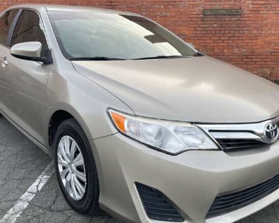 Used 2014 Toyota Camry LE