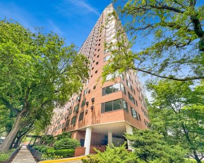 1BA Condominium For Sale in CHICAGO, IL