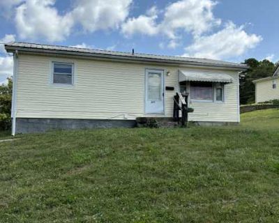 3 Bedroom 1BA 0 ft Pet-Friendly Apartment For Rent in Brandenburg, KY