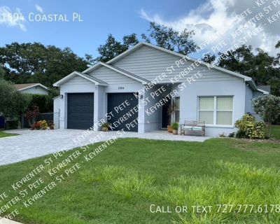 1594 Coastal Pl. Welcome to your ideal seasonal retreat or commuter haven in beautiful Dunedin, FL! This charming single-family home offers 3 spacious bedrooms and 2 full bathrooms, making it perfect for winter visitors or anyone seeking a comfortable and convenient living arrangement. With a commitment of 6 months or longer, this property is optimally suited for annual return tenants who want ...