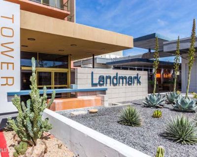 1 Bedroom 1BA 702 ft Condominium For Sale in PHOENIX, AZ