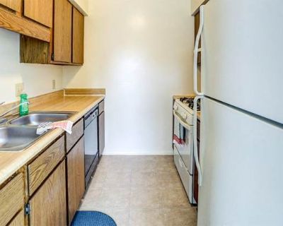 Williamsburg on The Lake Apartments of Valparaiso. image_url. Verified by Williamsburg on The Lake Apartments of Valparaiso 2 HRS ago. Prices may vary depending on lease length. We get our prices directly from Williamsburg on The Lake Apartments of Valparaiso . Studio 1 Bedroom 2 Bedrooms 3 Bedrooms Never miss a deal! Get immediate alerts when prices drop or new units arrive. Turn on alerts One...