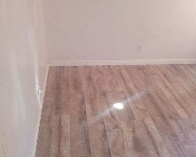 I'm hoping to find someone to rent a room very respectfully and clean willing to work with you I do have dogs but they are friendly please let me know if urinterested. 1 Bedroom. 1 Bathroom