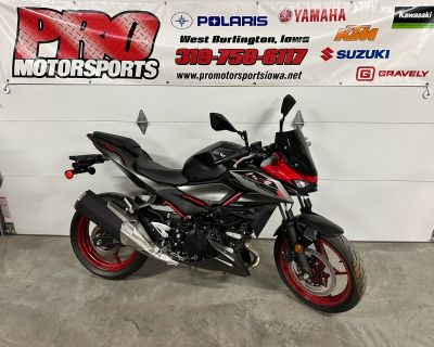 Condition: New, Make: Kawasaki, Model: Z500 SE ABS, Year: 2024, Color: Candy Persimmon Red / Metallic Flat Spark Black / Metallic Matte Graphenesteel Gray, Dealer: Pro Motorsports, Phone: 319-758-6117. ALL EYES ON YOU All eyes are on you when riding the all-new Z500 ABS supernaked. With distinctive bodywork and a powerful 451cc engine, this aggressively styled streetfighter is for those who are...