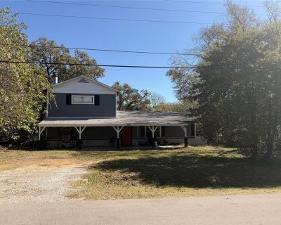 3 Bedroom 1BA 1628 ft Single Family House For Sale in Fort Worth, TX