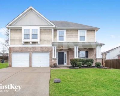 4 Bedroom 2.5BA 2267 ft Pet-Friendly House For Rent in Nashville, TN