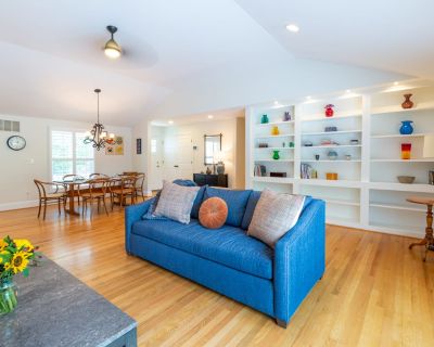 4 Bedroom 3BA House Vacation Rental in Thomas Point Tranquility, Annapolis, MD