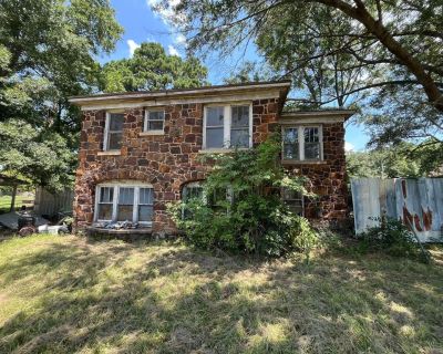 2 Bedroom 1BA 3347 ft Multi-Family For Sale in Atlanta, TX