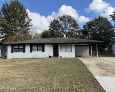 3 Bedroom 2BA 1070 ft Single Family Home For Sale in GULFPORT, MS