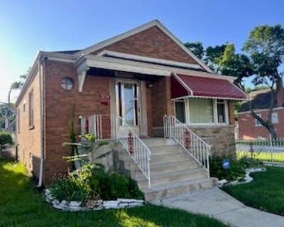2 Bedroom 1BA 1300 ft Single Family Home For Sale in CHICAGO, IL