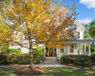 4 Bedroom 3BA 2740 ft Single Family House For Sale in Mount Pleasant, SC
