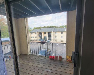 Room For Rent in 1BR 1BA Property, Greenville, SC