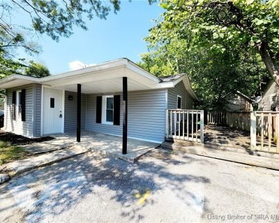 213 Starlight Drive. Property for Rent in Clarksville, IN for $1,400 with 2 bedrooms and 1 full bath. This 1,068 square foot property was built on a lot size of 0.178.. FOR RENT: 213 Starlight Dr, Clarksville, IN 47129 $1,400 with $50 per month water, trash & sewer. 213 Starlight has just hit the market and is ready for a renter! This rental home features 2 beds and 1 bath, a nice side deck wit...