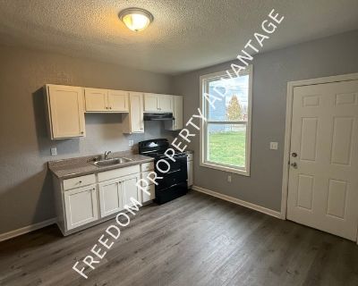 2 Bedroom 1BA Pet-Friendly Townhouse For Rent in Pittsburgh, PA