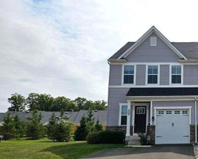 3 Bedroom 3.5BA House For Rent in Hatfield, PA