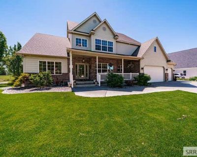 5 Bedroom 4BA 5353 ft Single Family Home For Sale in IDAHO FALLS, ID