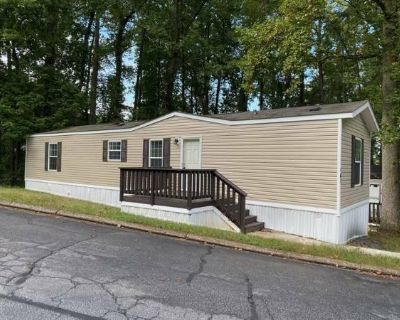 2 Bedroom 2BA 840 ft Mobile Home For Rent in Douglasville, GA