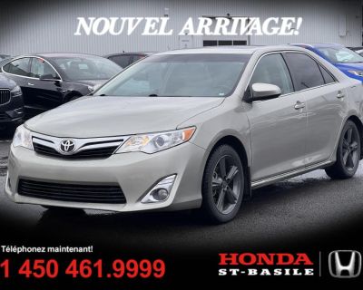 Toyota Camry 2014 XLE - CUIR - NAVIGATION - TOIT OUVRANT - WOW!!