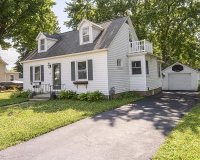 3 Bedroom 1BA 1178 ft Single Family House For Sale in Beaver Dam, WI