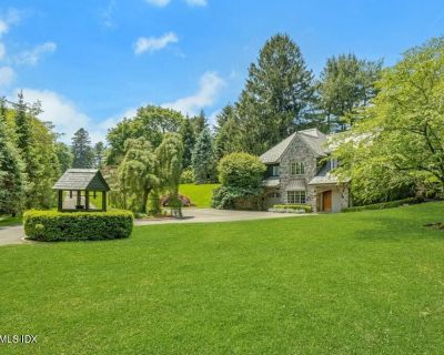 2 Bedroom 2BA 1707 ft Vacant Lot For Sale in Greenwich, CT