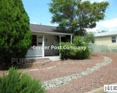 3417 Marmac NE. Every day's a play day in sunny Albuquerque, full of rich heritage and culture. In unit laundry Patio / balcony Hardwood floors Dishwasher Pet friendly Garage Unit Amenities dishwasher fireplace hardwood floors in unit laundry patio / balcony range refrigerator recently renovated Property Amenities cats allowed dogs allowed pet friendly concierge on-site laundry parking garage. ...