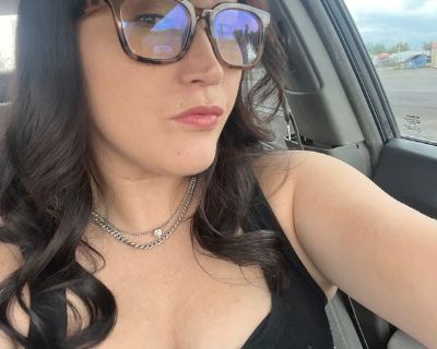 Samantha - Needs a Condo on iROOMit or a Room