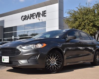 Used 2020 Ford Fusion SE for sale in Grapevine, TX | Stock #LR110975