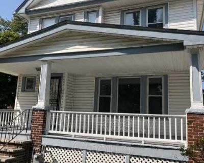 4 Bedroom 2BA 1600 ft Pet-Friendly House For Rent in Cleveland, OH