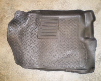 2007-2013 Chevrolet/GMC Truck & SUV Husky Liners #3141 All-Weather Front Floor Mats (Black)