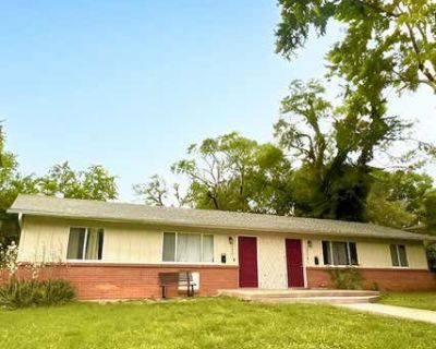 1440 ft Duplex For Sale in SHAWNEE, KS