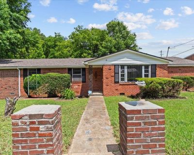 3 Bedroom 2BA 1400 ft Single Family House For Sale in Memphis, TN