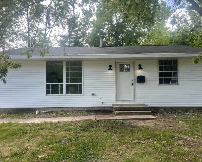 3 Bedroom 1BA 935 ft Single Family House For Sale in Urbana, IL